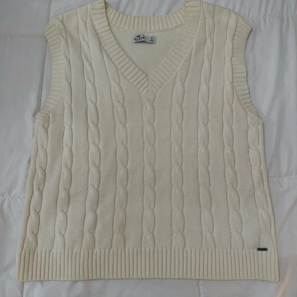 Cream Cable Knit Sweater Vest